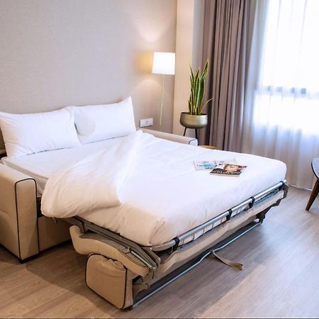 Aparthotel Voghe Premium Flats Valencia Exterior foto